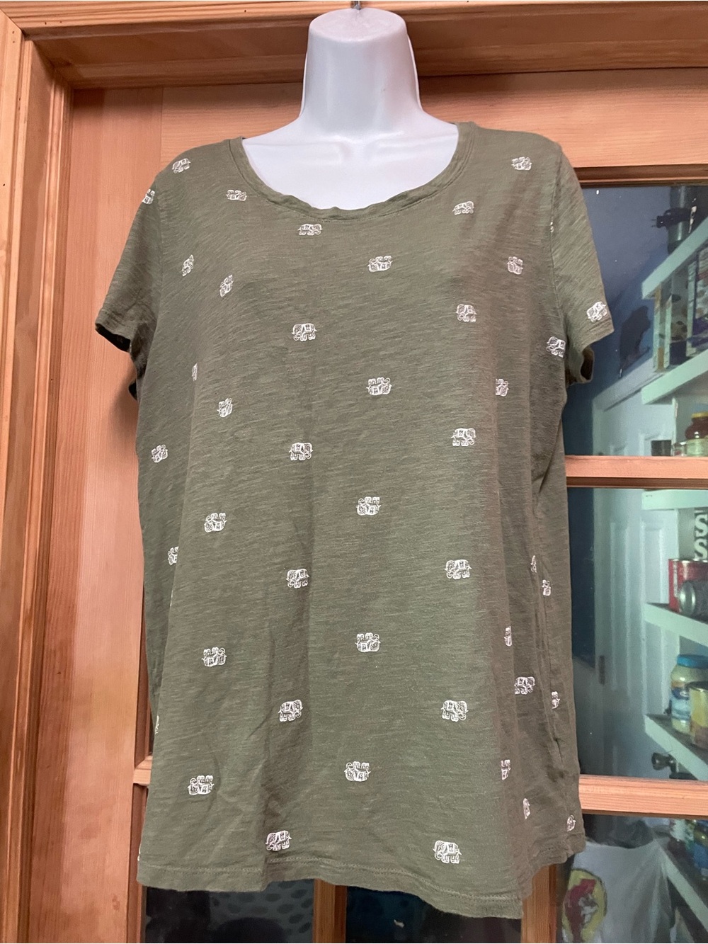 Merona Olive Green Short Sleeve Tee with Small White Motif